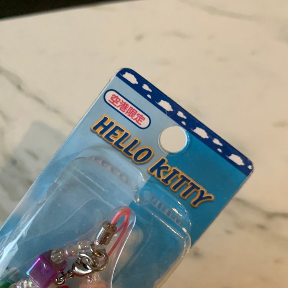 Vintage 2001 Hello Kitty Airport Cellphone charm - Picture 7 of 9